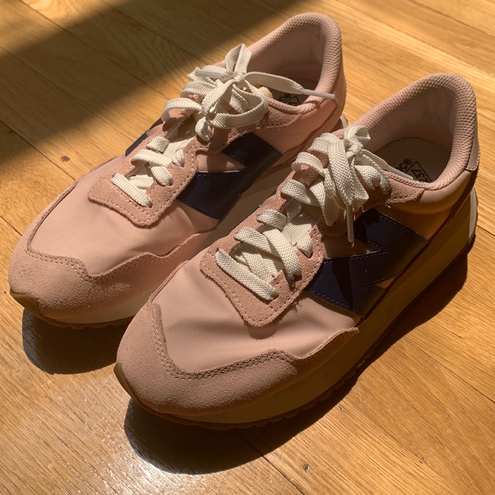 Barely Used New Pink New Balance Sneakers